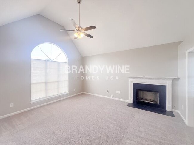 Building Photo - 1570 Smithson Dr