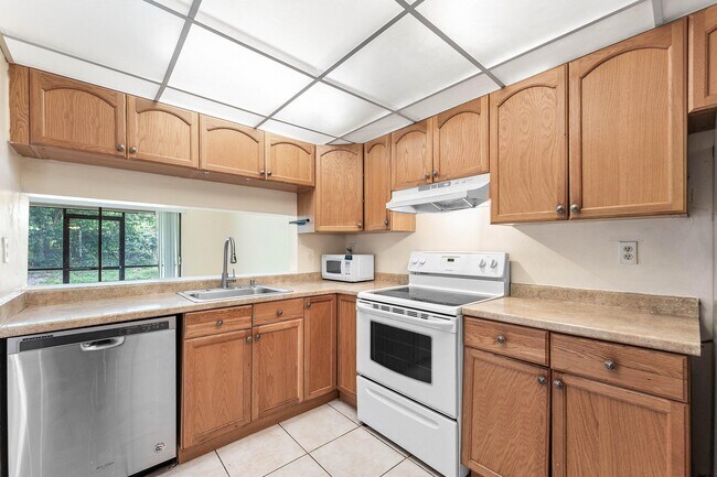 Foto del edificio - 9050 NW 28th St