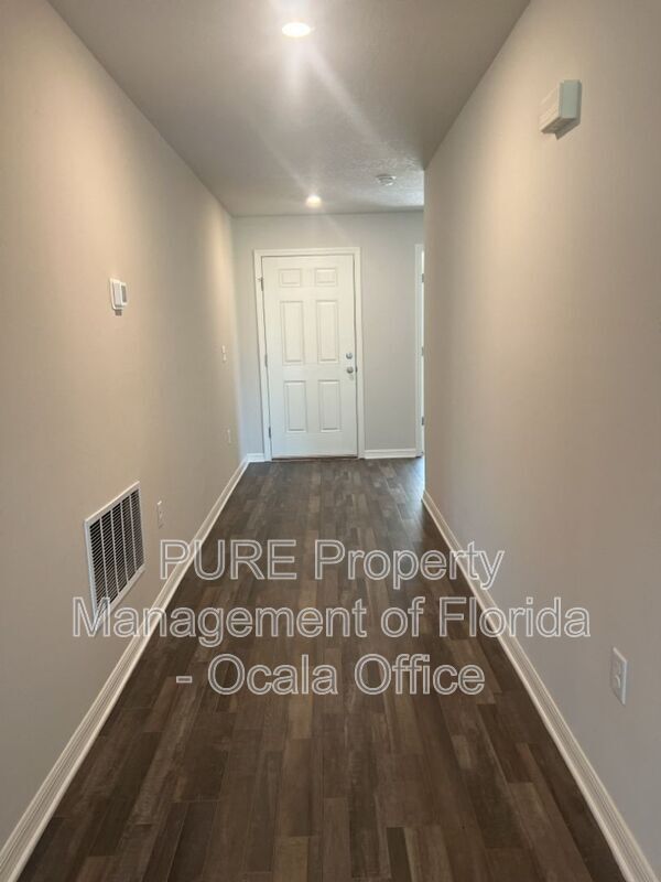 Building Photo - 441 Marion Oaks Golf Way