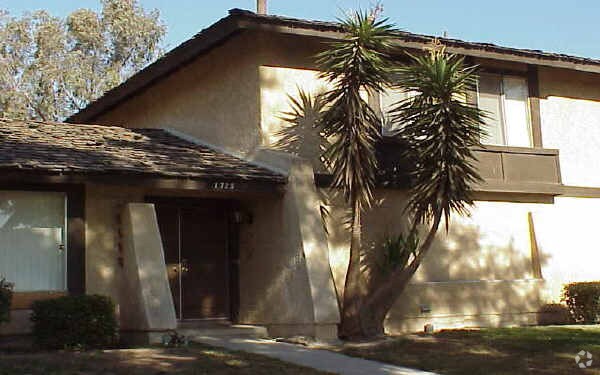 Primary Photo - 1725 E Fairfield Ct