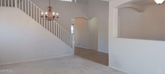 Foto del edificio - 2401 W Darrel Rd
