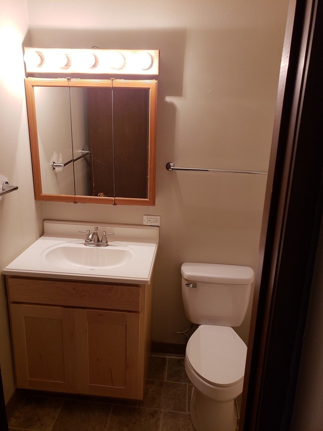 Alpine Manor Apartments Apartments Ames, IA