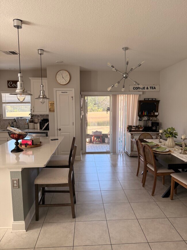 Foto del edificio - 13984 Sterely Ct N