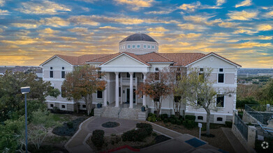 Building Photo - Meritage at Steiner Ranch