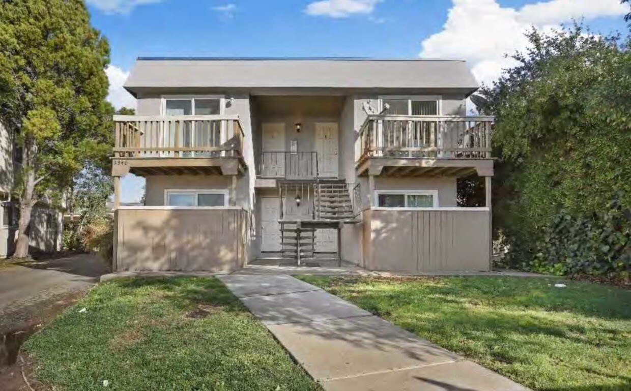 Exterior - 2340 Villanova Cir