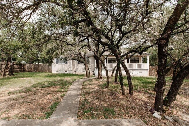 Building Photo - 208 S Cougar Ave