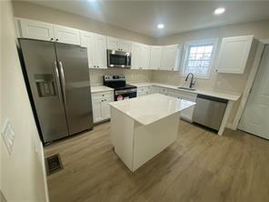 Foto del edificio - 174 Dunnell Ave