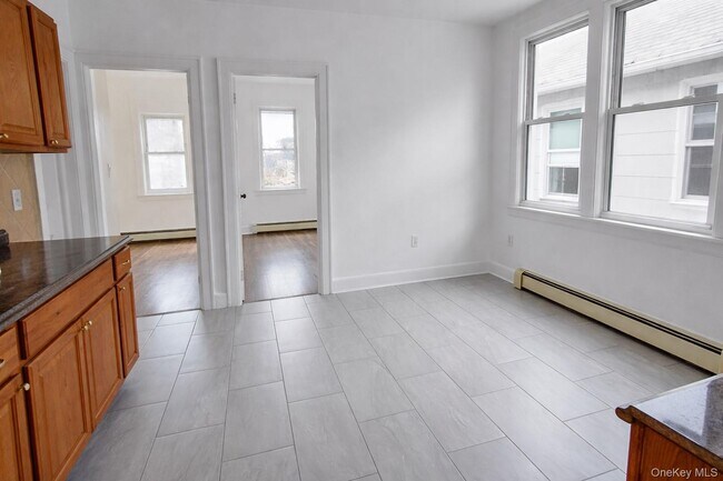 Foto del edificio - 111-10 14th Ave