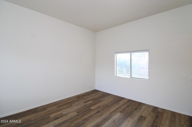 Building Photo - 7308 S 37th Glen
