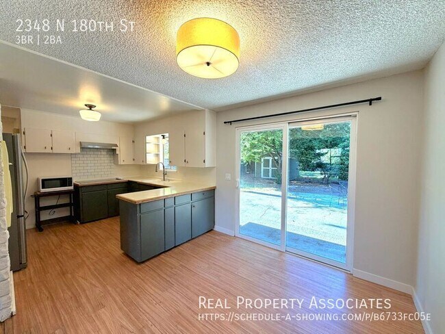 Building Photo - 2348 N 180th St