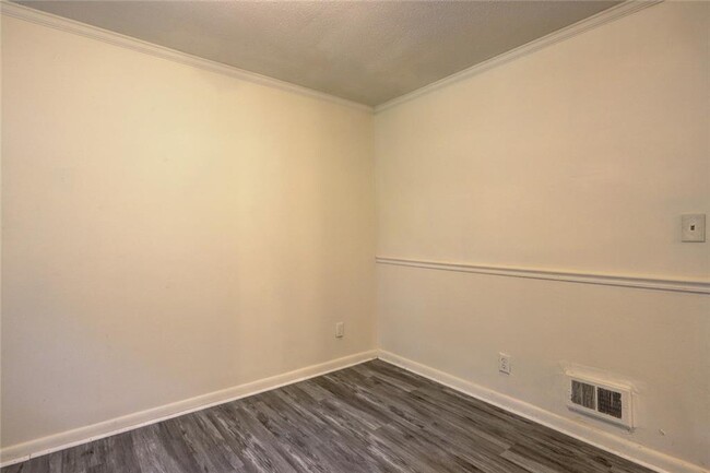 Foto del edificio - 3648 Crosby Dr NW