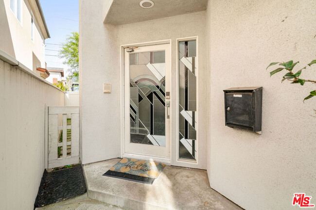 Building Photo - 2606 Pacific Ave