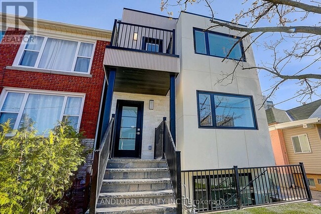 Building Photo - 71 Livingstone Ave