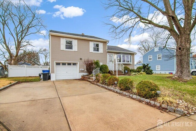 Foto del edificio - 3316 Beverly Rd