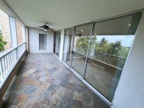 Building Photo - 2210 Dorrington St