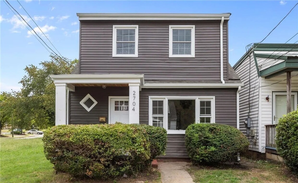 Primary Photo - Newly Renovated 4 Bedroom, 2 Full Bath Home, Available Immediately!