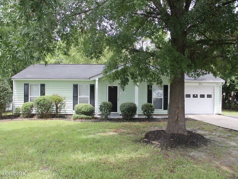 Foto principal - 204 Sloan Rd