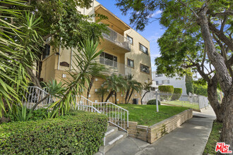Building Photo - 5961 Chula Vista Way