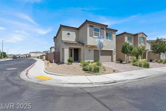 Building Photo - 4630 Summer Azure St