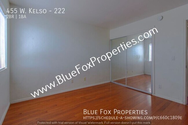 Building Photo - 2 bed condo in gated community