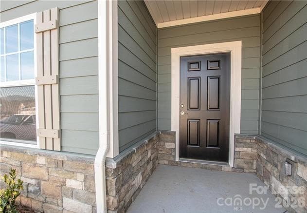 Building Photo - 126 Canada Dr