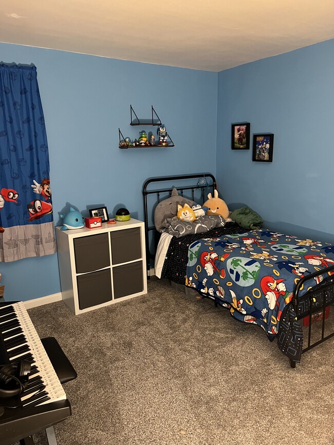 2 Full Bedrooms - 9 East Park Road