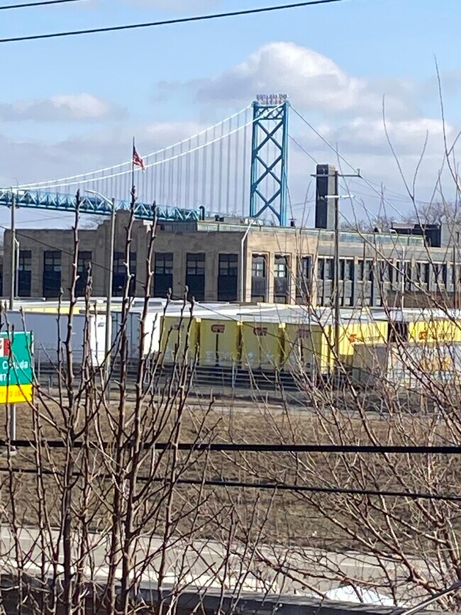 vista desde el balcón - 3931 W Lafayette Blvd