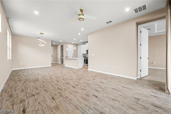 Foto del edificio - 10288 Bonavie Cv Dr