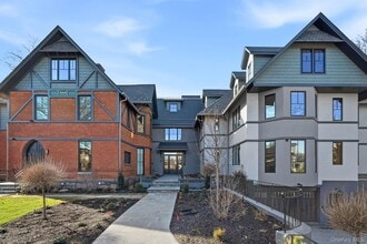 Building Photo - 34 Clinton Ave