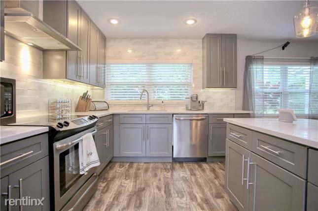 Foto del edificio - 3 br, 2 bath House - 1227 S Crystal Lake Dr
