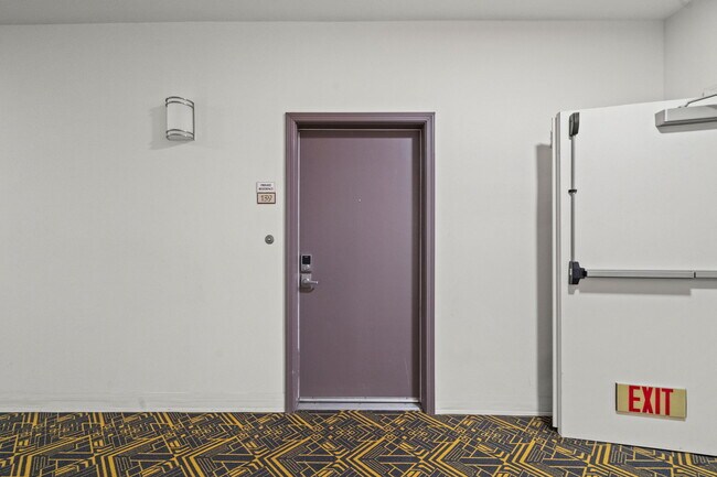 Foto del edificio - 360 W Ave 26 Ave