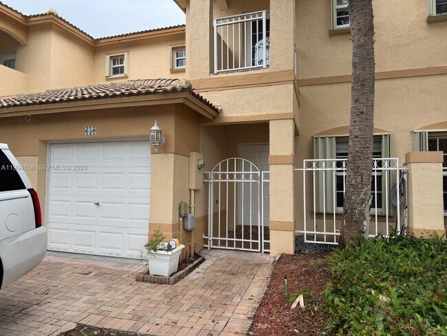 Building Photo - 650 NW 170th Terrace