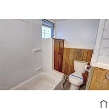 Building Photo - 5806 Bonna Ave