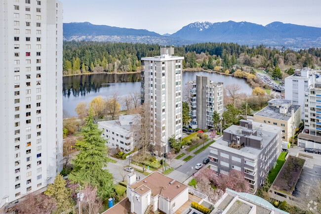 Building Photo - Lost Lagoon Terrace