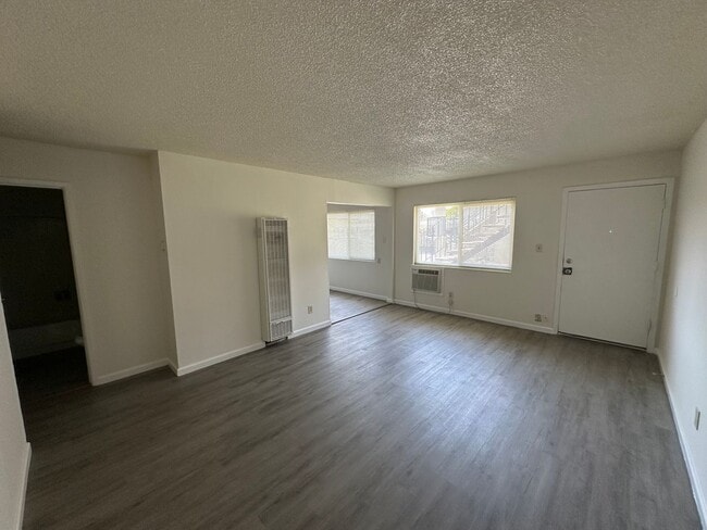 Building Photo - 412 San Marco St