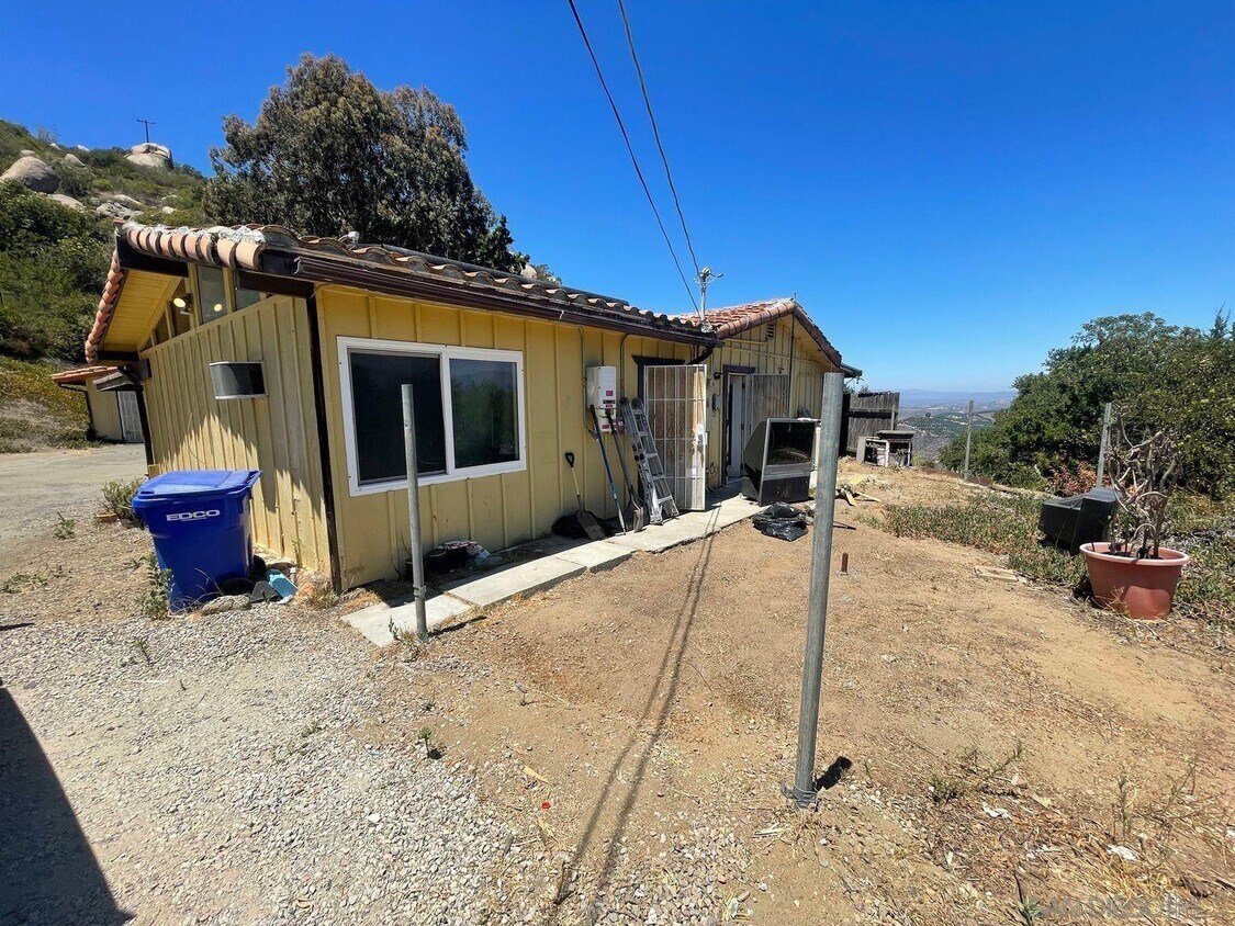 Foto principal - 28865 Gordon Hill Rd