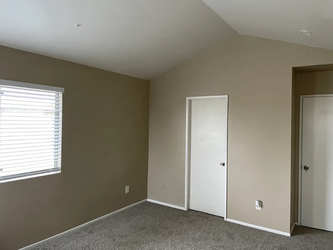 Foto del edificio - 11484 Millpond Rd