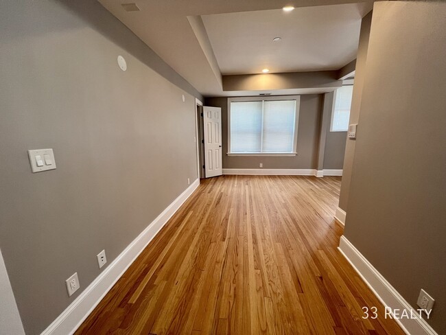 Foto del edificio - 123 S Clinton Ave
