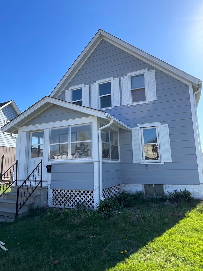 Frente de la casa - 1024 Pearl St