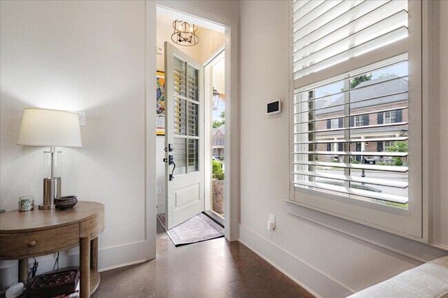 Foto del edificio - 2020 Elzey Ave