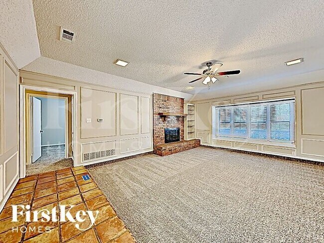 Foto del edificio - 3807 Rustic Forest Trail