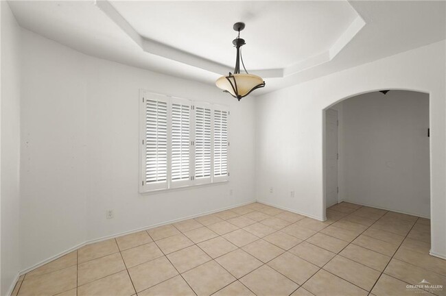Building Photo - 3412 Minnie Ln