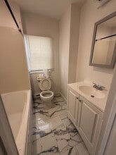 Building Photo - 85 Draher St