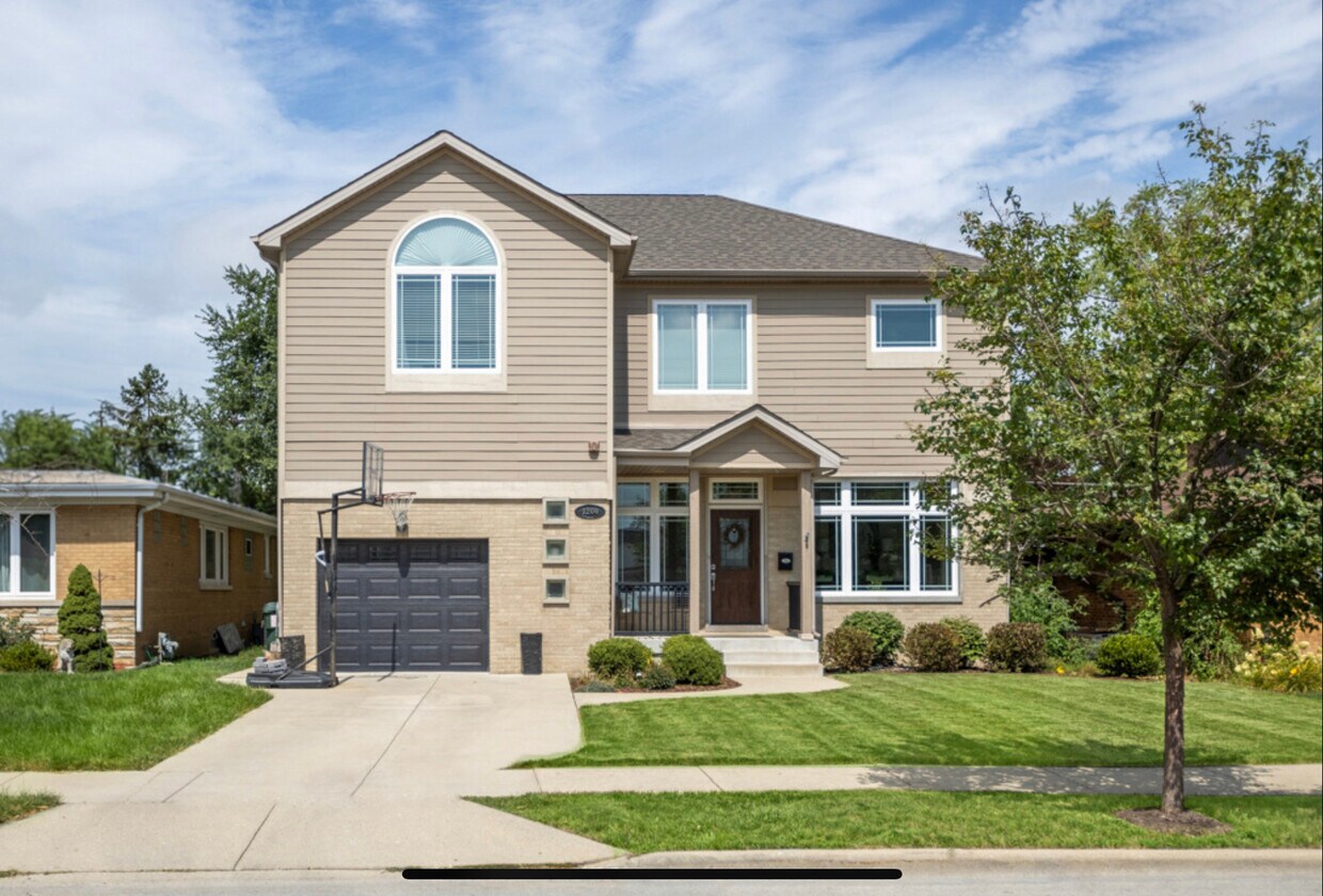 1204 Devon Ave, Park Ridge, IL 60068 House Rental in Park Ridge, IL
