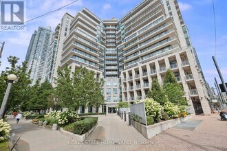 Building Photo - 410 Queens Quay W