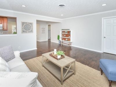 Building Photo - 4404 Greendell Rd