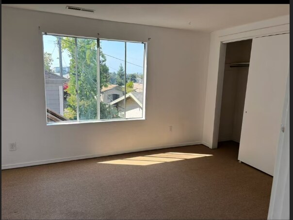 Foto del edificio - 1808 E 20th St