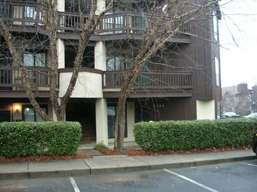 Primary Photo - 8200 Cedar Glen Dr