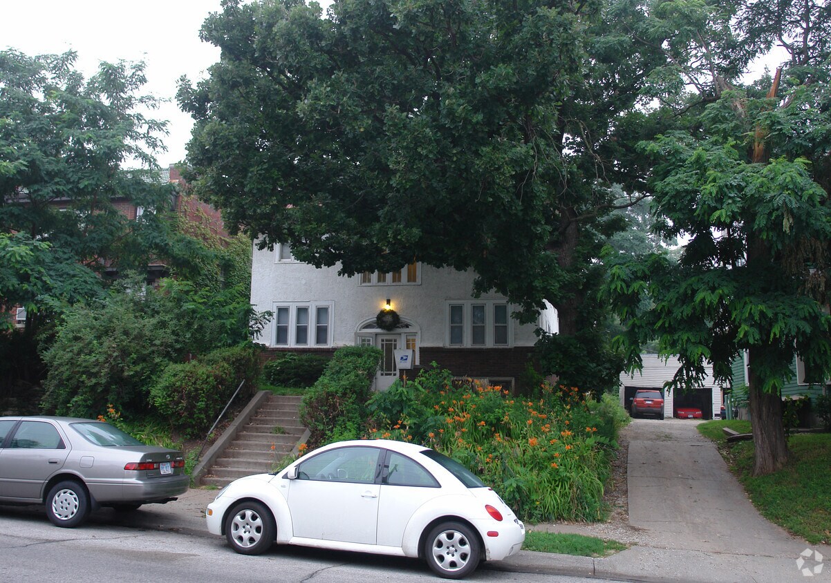 Primary Photo - 130 N 34th St