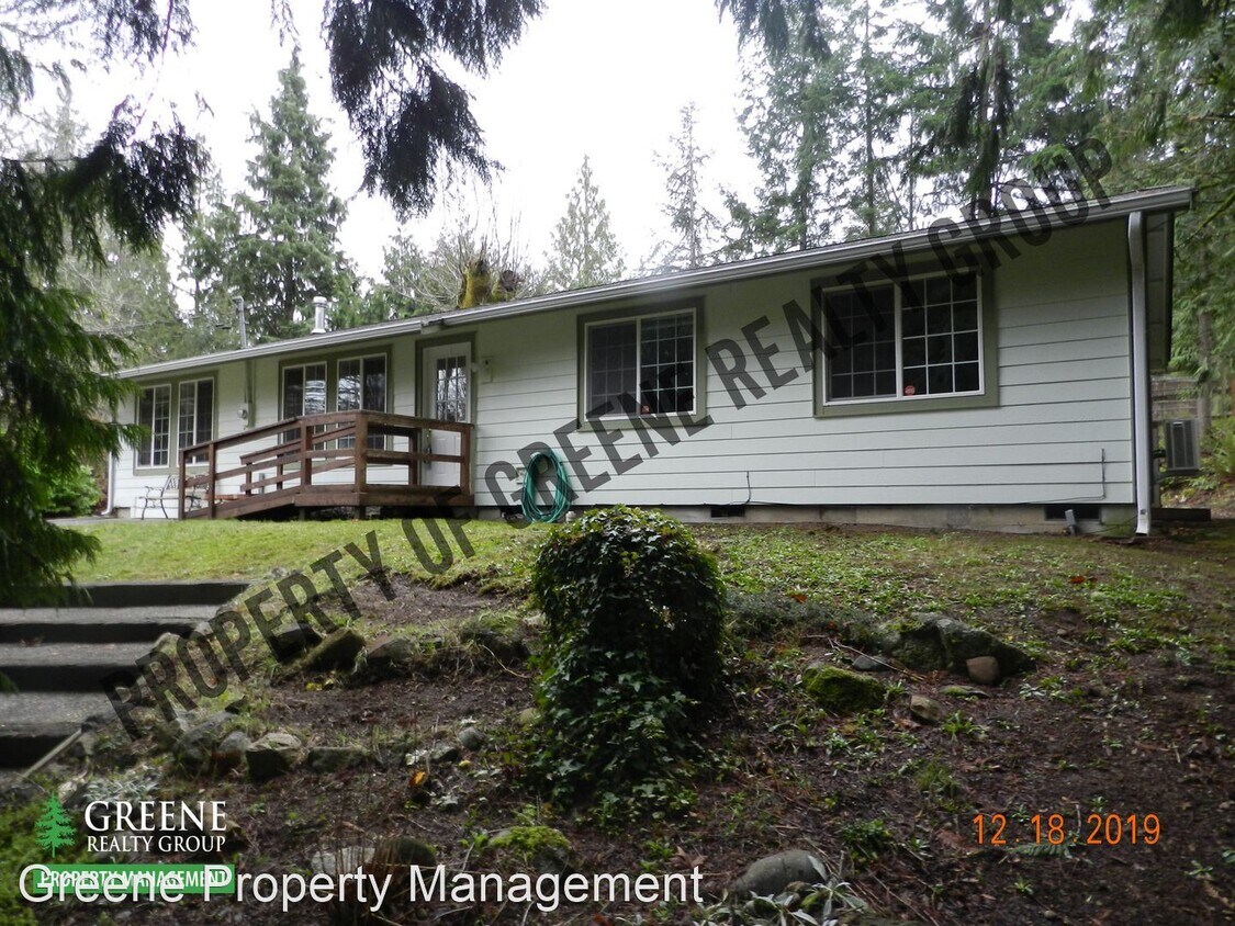 Primary Photo - 7945 Holiday Valley Ct NW